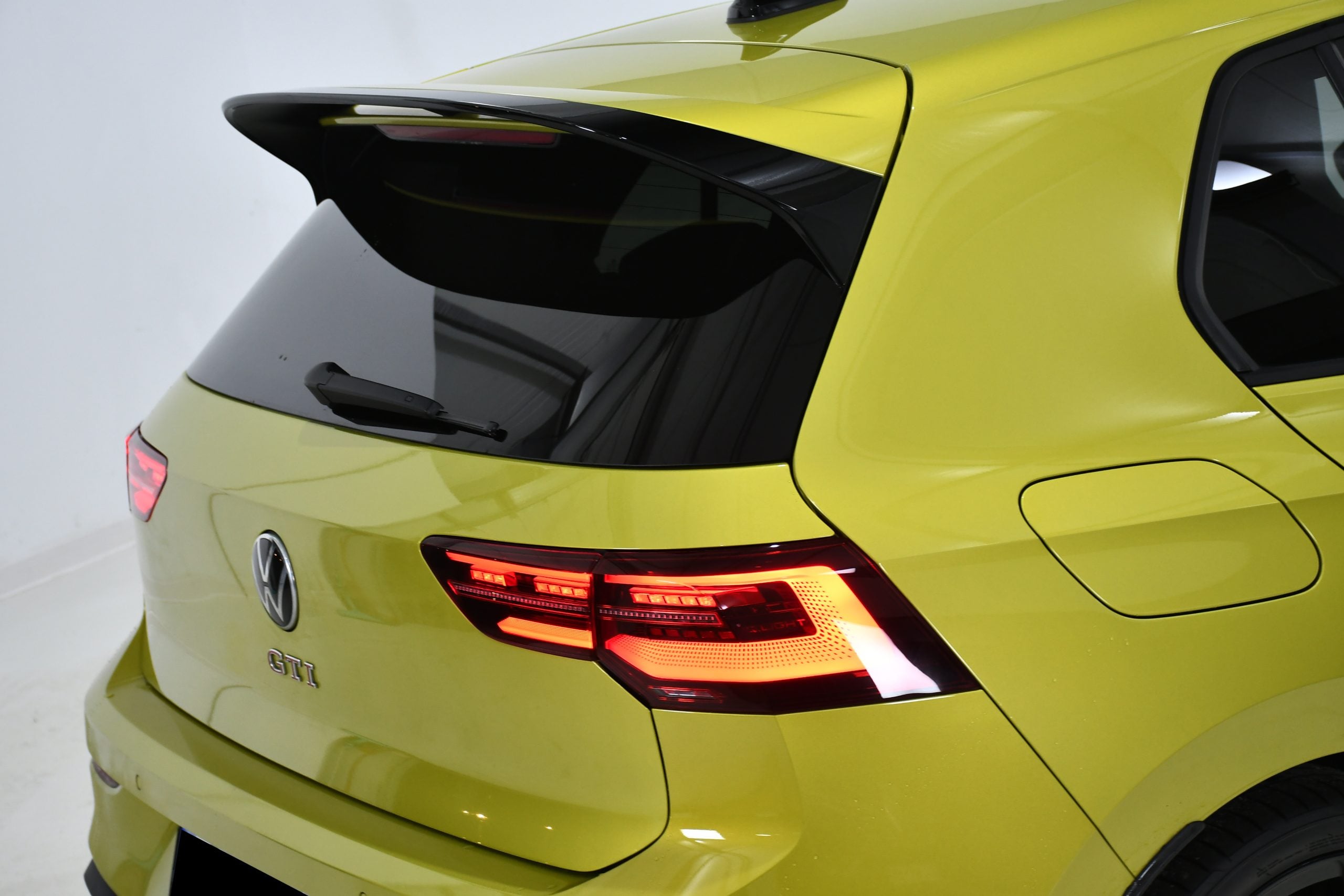 VW GOLF 8 GTI (300 HP) 2022 + €1000 POCKET MONEY - Image 29