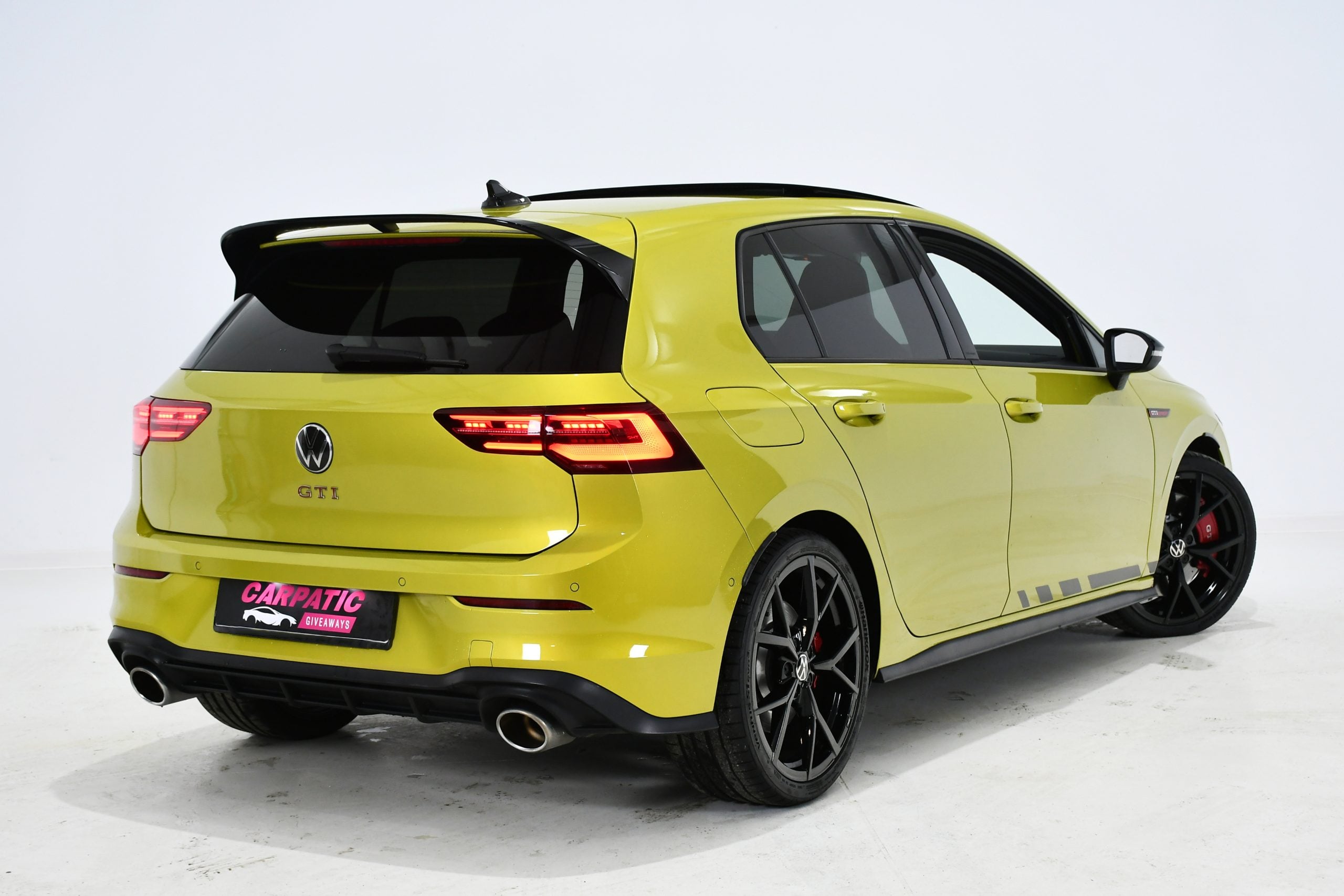 VW GOLF 8 GTI (300 HP) 2022 + €1000 POCKET MONEY - Image 4