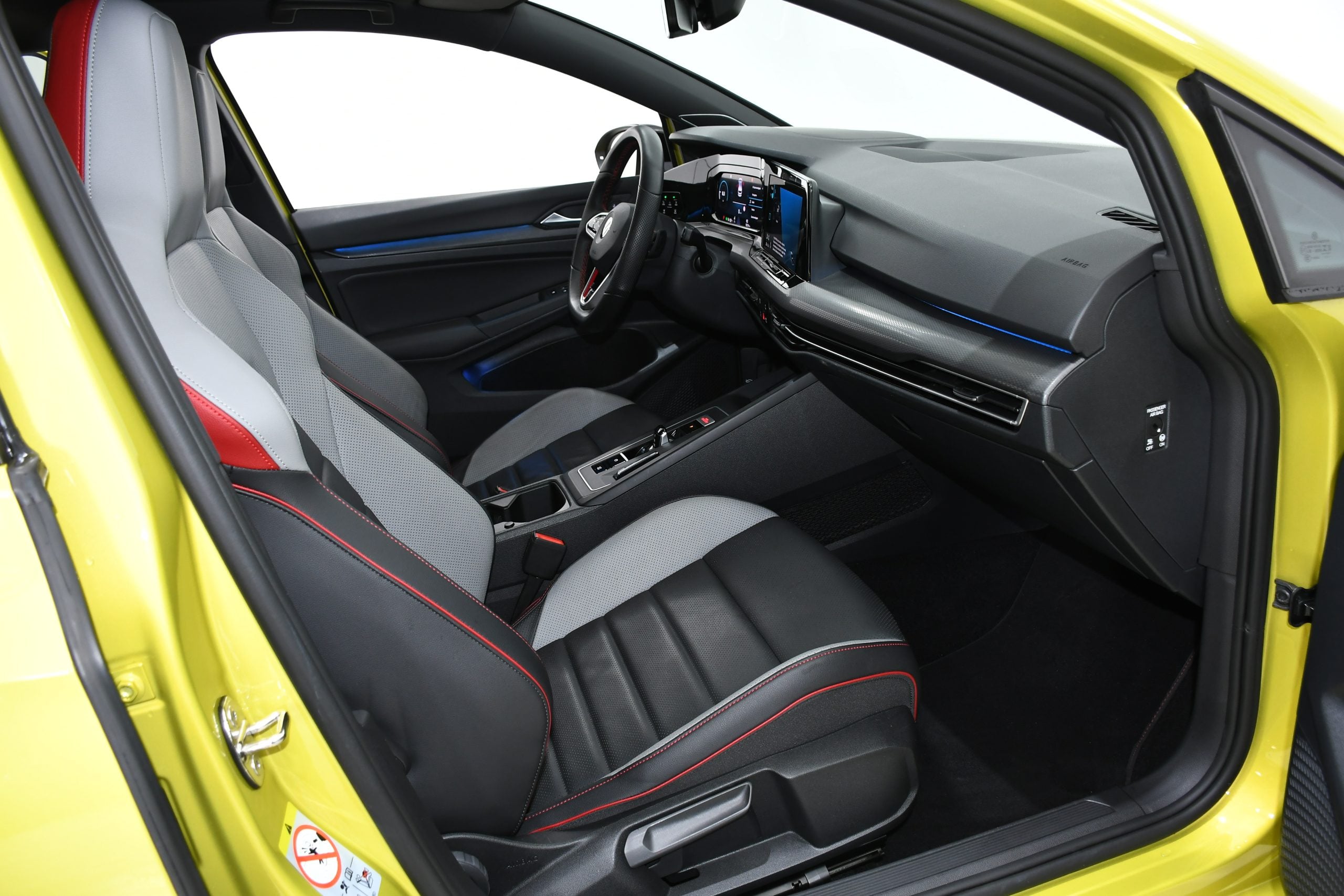 VW GOLF 8 GTI (300 HP) 2022 + €1000 POCKET MONEY - Image 10